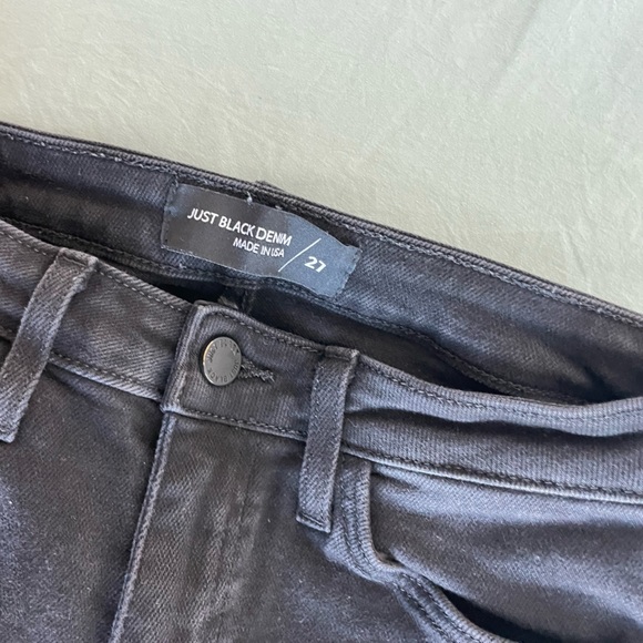 Just Black Denim—The Roadtrip Straight - Picture 5 of 7